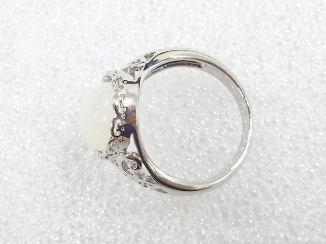  色石　指輪(11号)